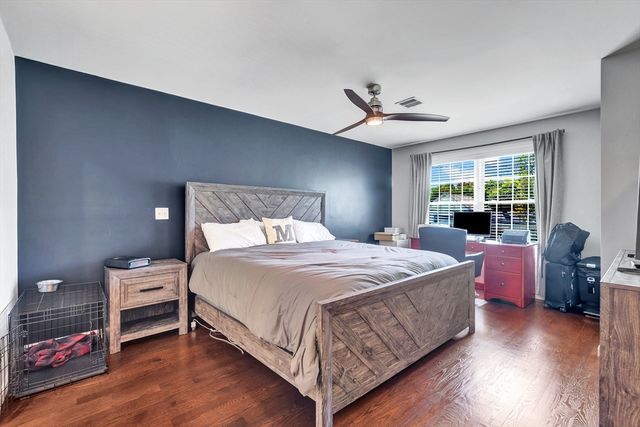 122 Milton St 122, Dedham, MA 02026
