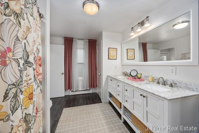 65 Betty Street, Comstock Park, MI 49321
