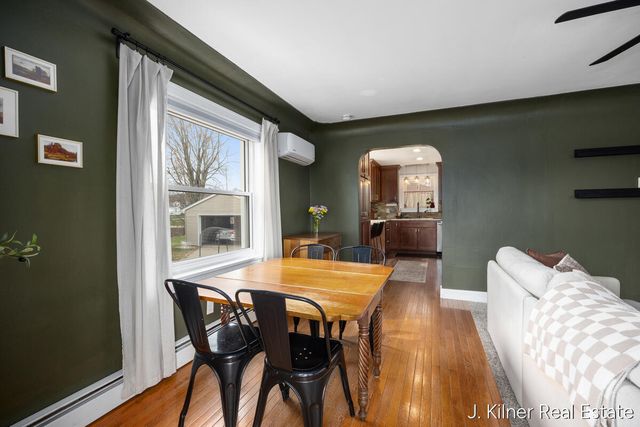 65 Betty Street, Comstock Park, MI 49321