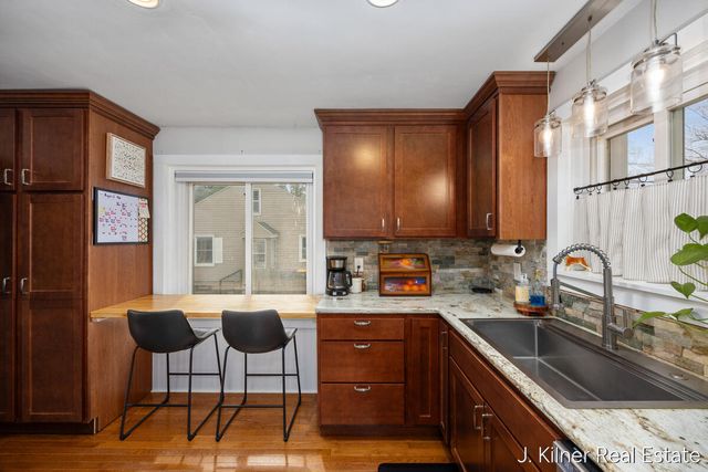 65 Betty Street, Comstock Park, MI 49321