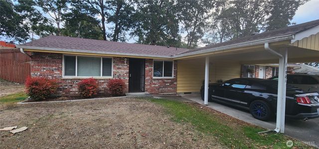 11901 Ainsworth Avenue S, Tacoma, WA 98444