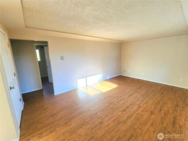 11901 Ainsworth Avenue S, Tacoma, WA 98444