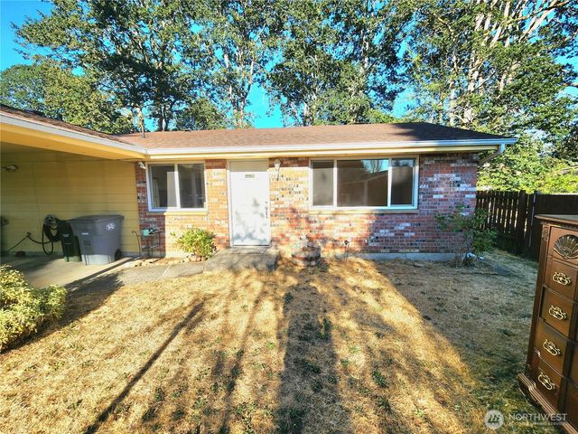 11901 Ainsworth Avenue S, Tacoma, WA 98444
