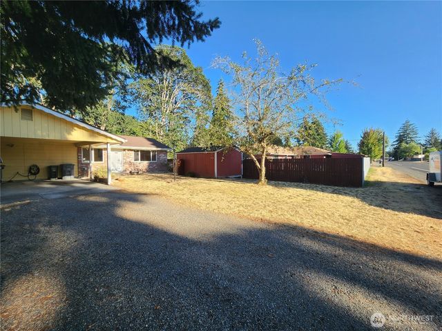 11901 Ainsworth Avenue S, Tacoma, WA 98444