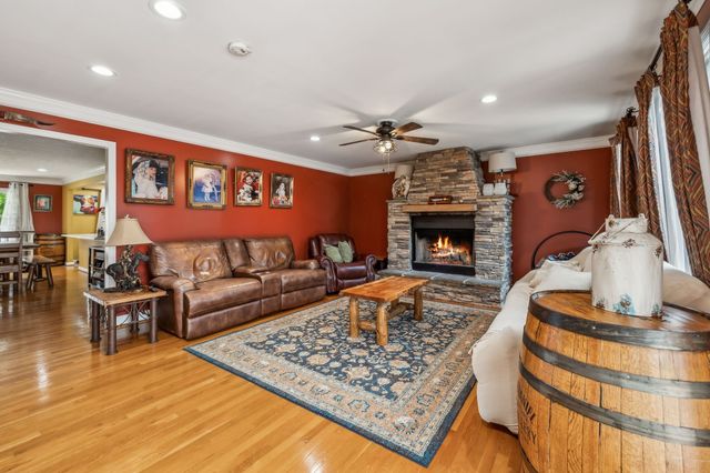 595 Pack Cir, Smithville, TN 37166