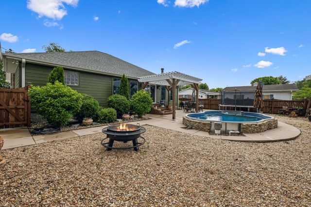 595 Pack Cir, Smithville, TN 37166