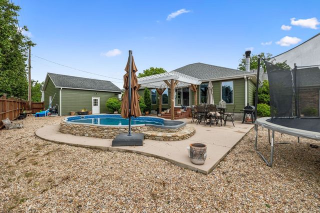 595 Pack Cir, Smithville, TN 37166