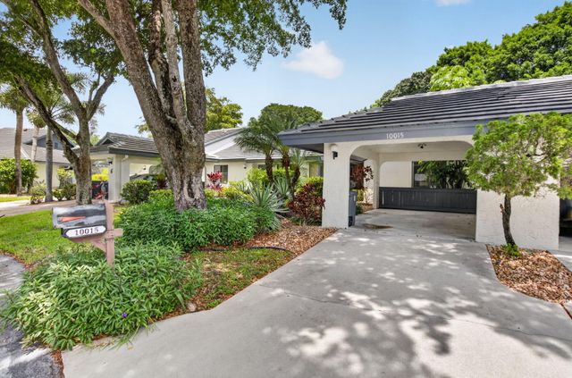 10015 Hickorywood Place, Boynton Beach, FL 33437