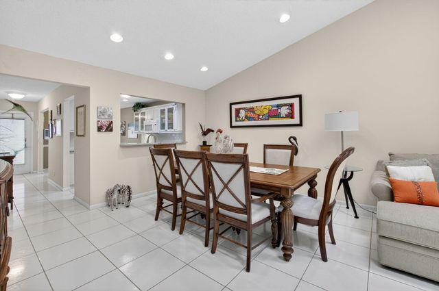 10015 Hickorywood Place, Boynton Beach, FL 33437