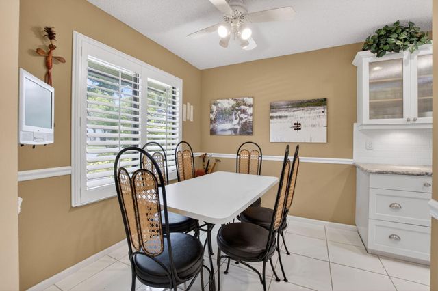 10015 Hickorywood Place, Boynton Beach, FL 33437