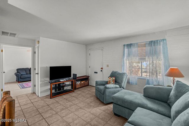 336 S Paseo Cerro Unit A, Green Valley, AZ 85614