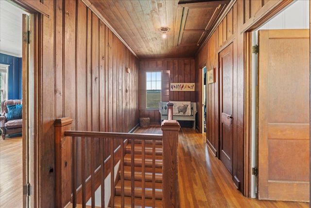 1543 W Clark ST, Bartlett, TX 76511