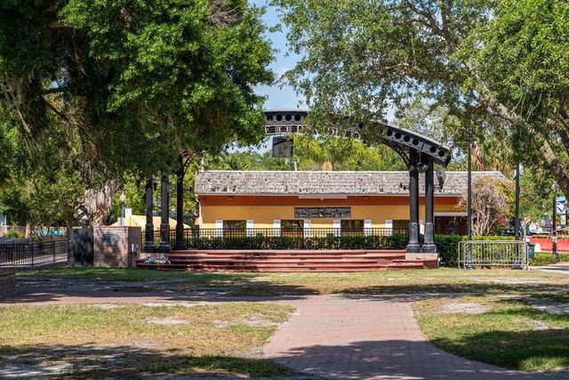 834 CAMBRIDGE COURT, Dunedin, FL 34698