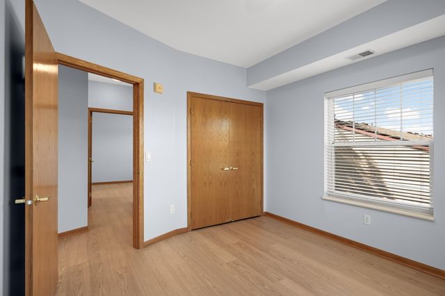 4824 E 53rd Street 301, Minneapolis, MN 55417