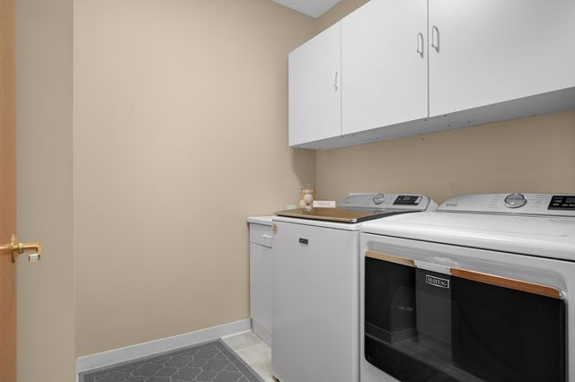 4824 E 53rd Street 301, Minneapolis, MN 55417