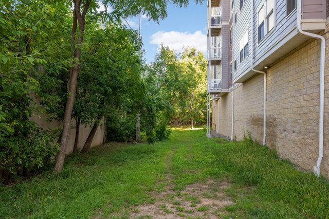 4824 E 53rd Street 301, Minneapolis, MN 55417