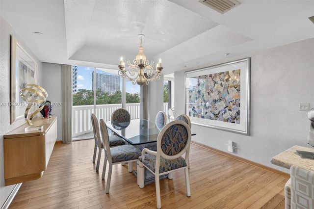3000 Island Boulevard 502, Aventura, FL 33160