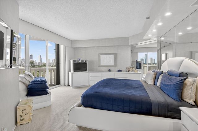 3000 Island Boulevard 502, Aventura, FL 33160