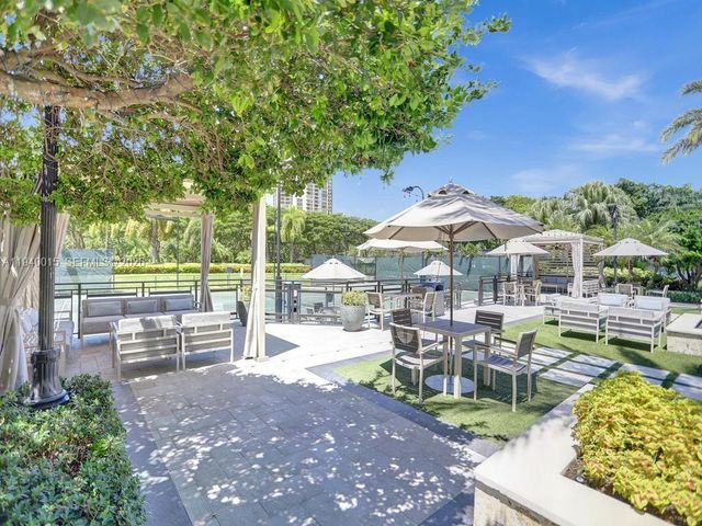 3000 Island Boulevard 502, Aventura, FL 33160