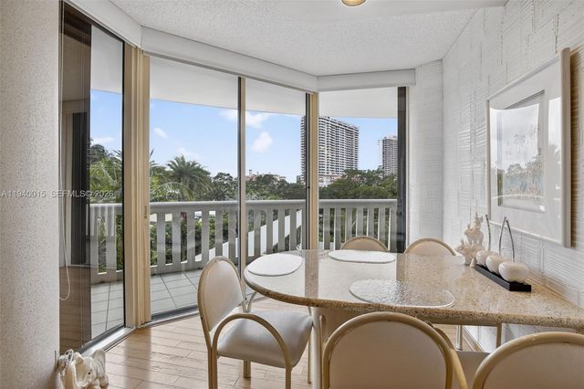 3000 Island Boulevard 502, Aventura, FL 33160