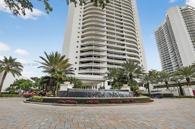 3000 Island Boulevard 502, Aventura, FL 33160