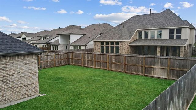 2806 Berry Basket Trail, Richmond, TX 77406