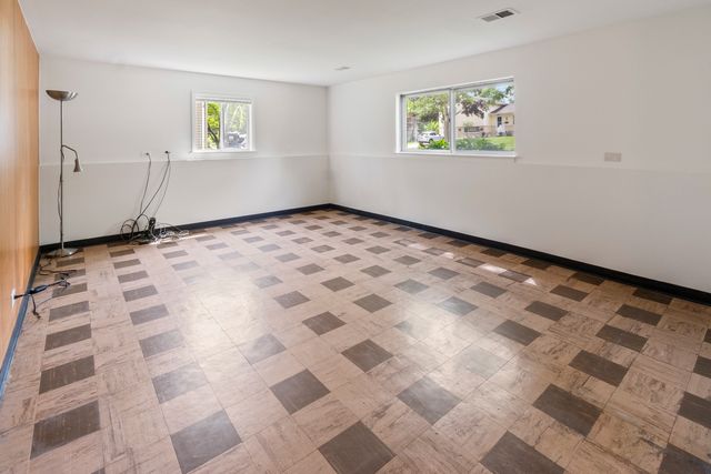 251 N Boynton Drive, Palatine, IL 60074