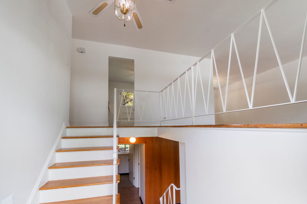 Image 2 of property listing at 251 N Boynton Drive, Palatine, IL 60074