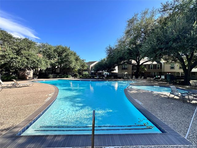 13228 Trail Hollow Drive 3228, Houston, TX 77079