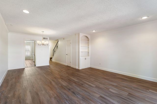13228 Trail Hollow Drive 3228, Houston, TX 77079