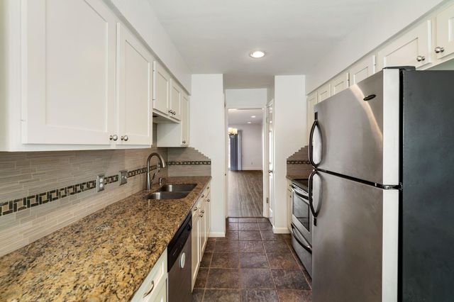 13228 Trail Hollow Drive 3228, Houston, TX 77079
