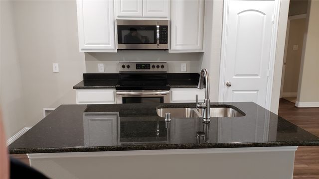 1412 Brindle Drive, Greenville, TX 75402