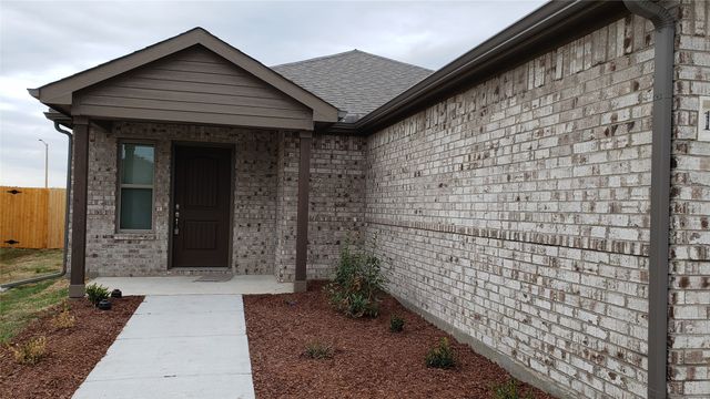 1412 Brindle Drive, Greenville, TX 75402