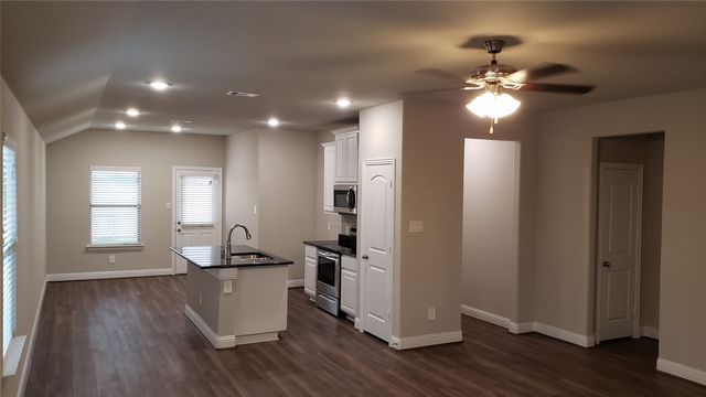 1412 Brindle Drive, Greenville, TX 75402