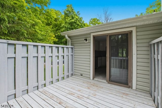 21 Quail Ct, Hardyston Twp., NJ 07419