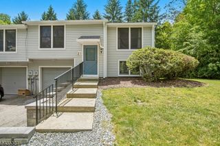 21 Quail Ct, Hardyston Twp., NJ 07419