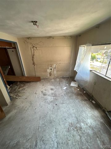 5338 Wabada Avenue, St Louis, MO 63112