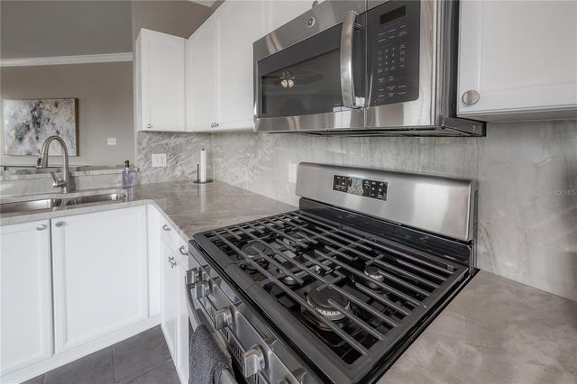 2709 VIA CIPRIANI 530B, Clearwater, FL 33764