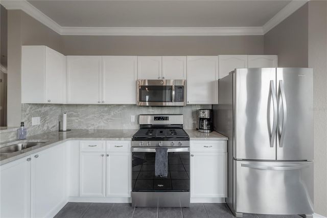 2709 VIA CIPRIANI 530B, Clearwater, FL 33764