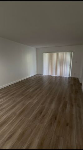 8001 Fairview Drive 106, Tamarac, FL 33321