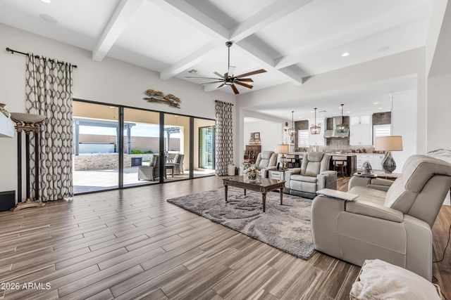 1867 E GILLCREST Road, Gilbert, AZ 85298