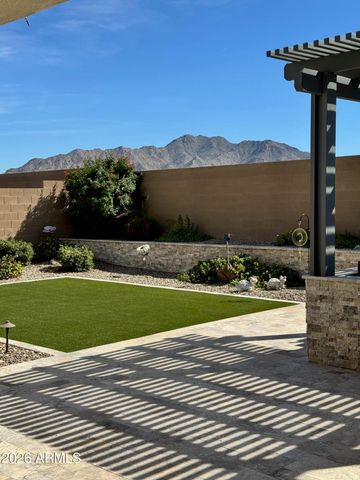 1867 E GILLCREST Road, Gilbert, AZ 85298