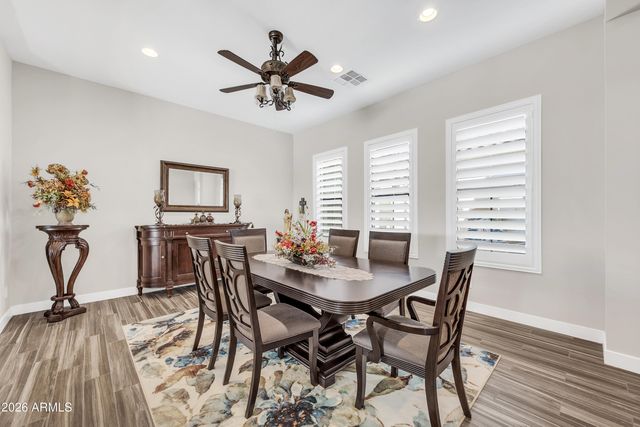 1867 E GILLCREST Road, Gilbert, AZ 85298