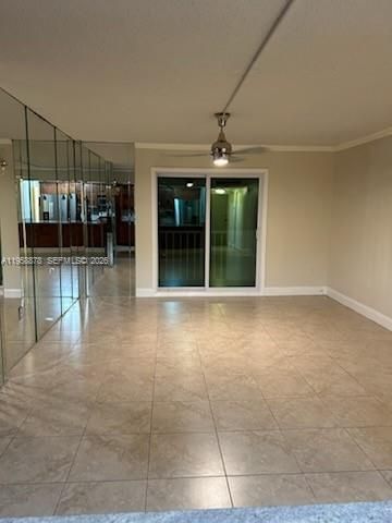 16450 Miami Dr 306, North Miami Beach, FL 33162