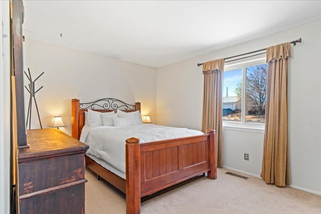 72 Joya, White Rock, NM 87547