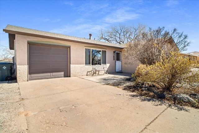 72 Joya, White Rock, NM 87547
