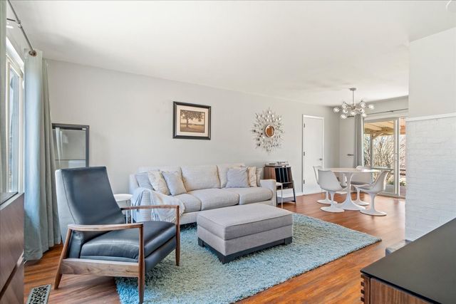 72 Joya, White Rock, NM 87547