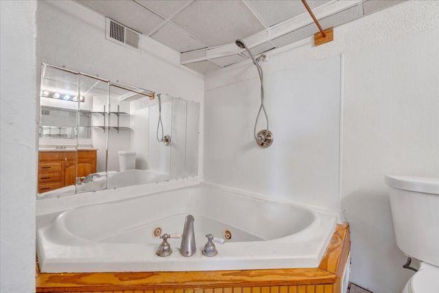 N 112 Hancock ST, Fincastle, VA 24090