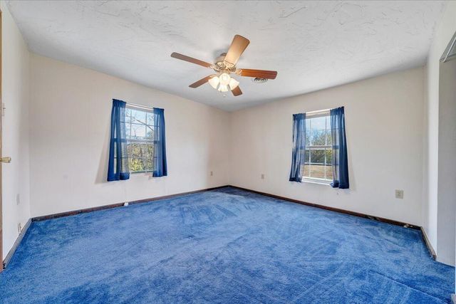 N 112 Hancock ST, Fincastle, VA 24090