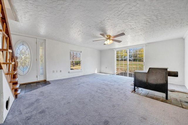 N 112 Hancock ST, Fincastle, VA 24090